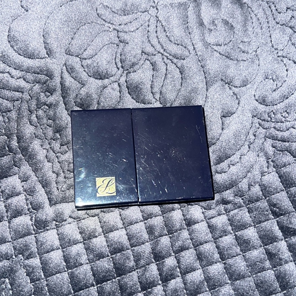 Estée Lauder signature eyeshadow quad